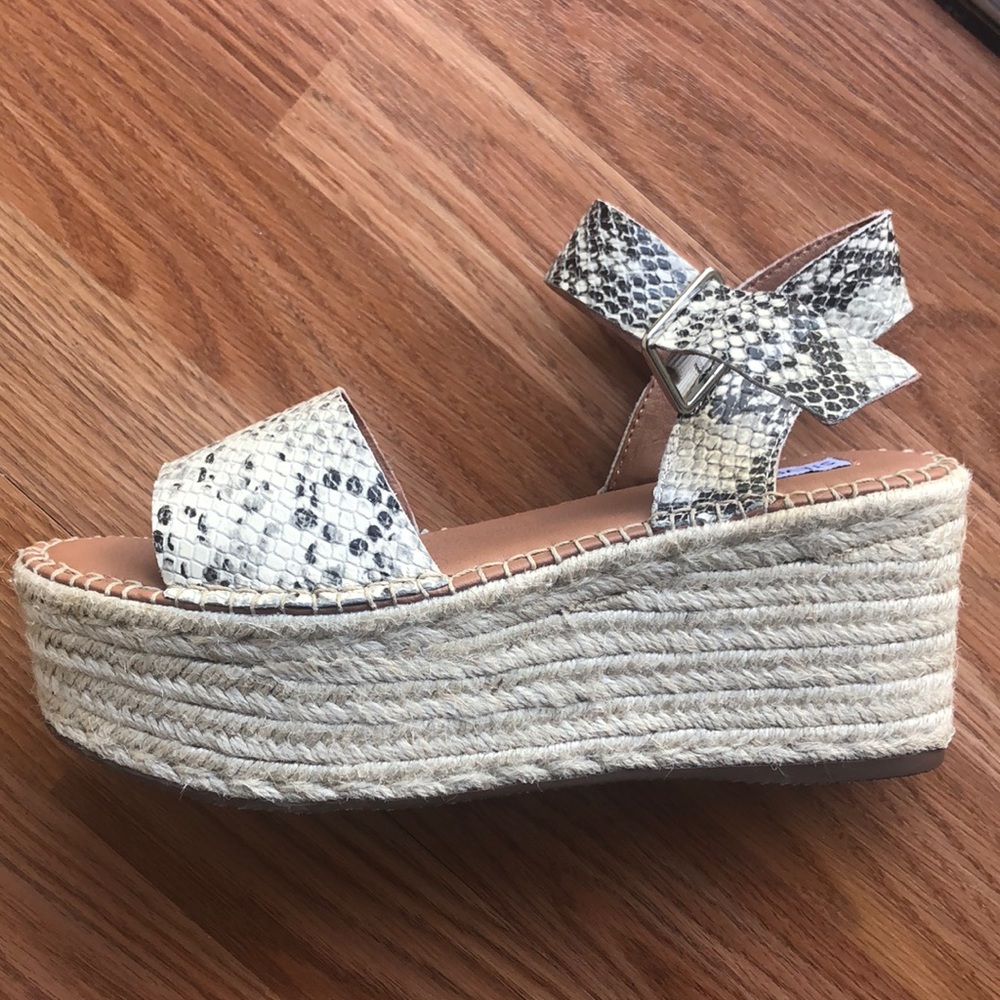 Steve Madden Platform Sandals - Picture 1 of 4